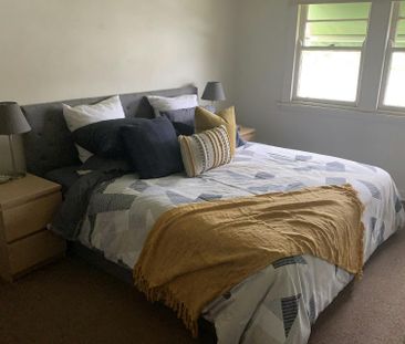 Neat 2 Bedroom property. - Photo 1