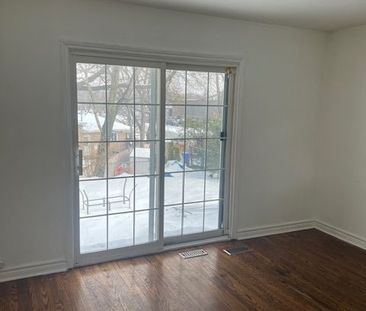 For Lease - 192 Silverbirch Drive Unit# Main floor, Newmarket, Ontario - Photo 1