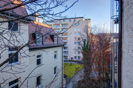 Stilvolle 3-Zimmer Wohnung in Denkmalschutzgebäude - Foto 3