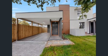 Brand-New Style, Space and Effortless Convenience - Photo 2