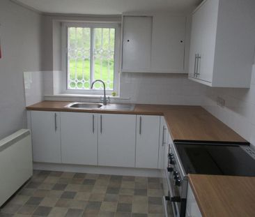 2 bedroom detached house to rent - Photo 5
