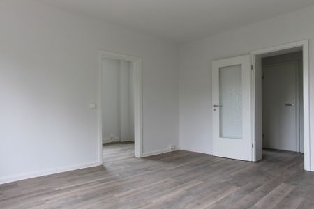 4-Raum-Wohnung mit Aufzug + Balkon, im Stadtzentrum - Photo 4