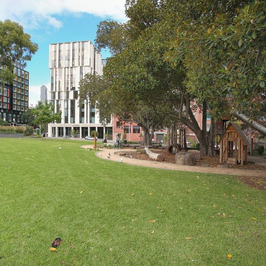 FURNISHED STUDENT ACCOMMODATION IN THE CITY - Photo 1