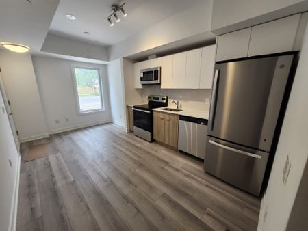 For Lease - 3079 Pharmacy Avenue Unit# 18, Toronto, Ontario - Photo 5