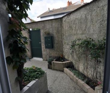 Joli F2 rénové en duplex rue de mimandes - Photo 3