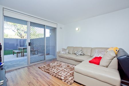 2/91 Winthrop Avenue, Nedlands. - Photo 2