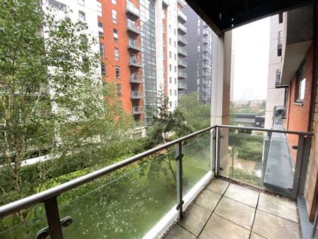 Barton Place, Greenquarter, Manchester City Centre, Greater Manchester, M4 4AT - Photo 5