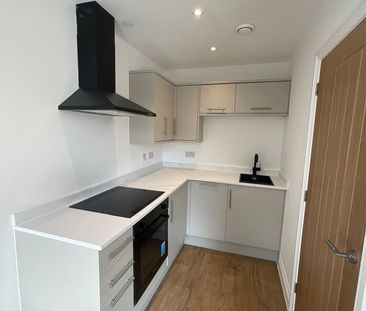 Studio Flat, North Church House, S1 - Photo 4