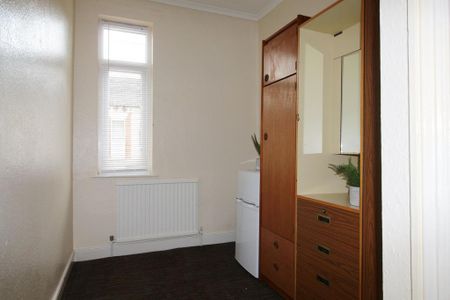 2 bedroom house share to rent - Photo 5
