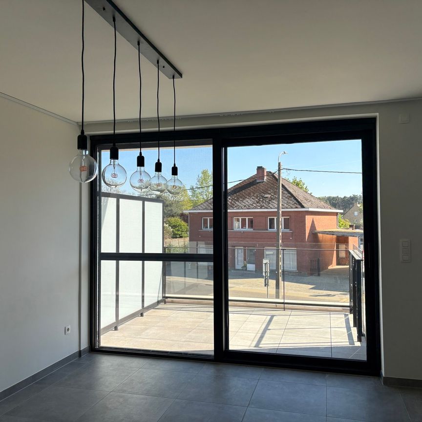 Appartement te huur - Photo 1