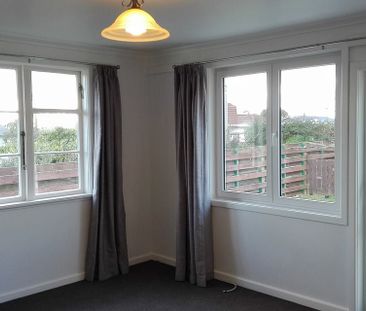 Fully insulated 3 bedroom 1 bathroom home - Photo 1