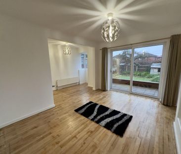 3 bedroom semi-detached house to rent - Photo 2