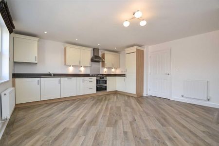 2 bedroom apartment to rent - Photo 3