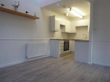 1 bedroom terraced house to rent - Photo 5