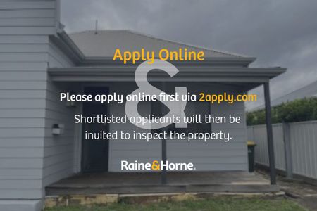 Charming 2-Bedroom Home Close to Everything! - Photo 5