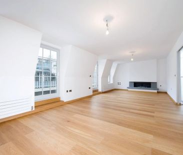 3 bedroom mews to rent - Photo 5