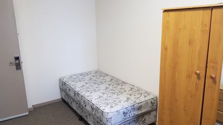 East Melbourne - Photo 4