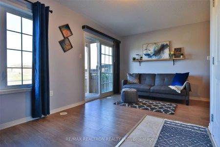 For Lease - 2456 Bromus Path, Oshawa, Ontario - Photo 3