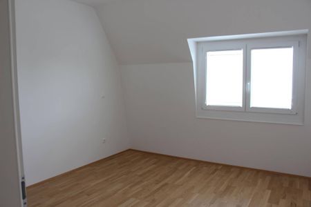 Wunderbare Dachgeschosswohnung auf 2 Ebenen mit Terrasse - Photo 4