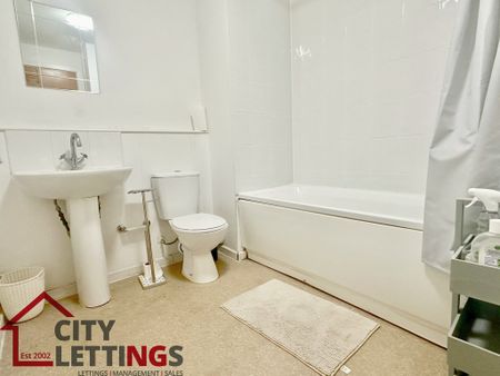 1 Bedroom Apartment - Photo 5