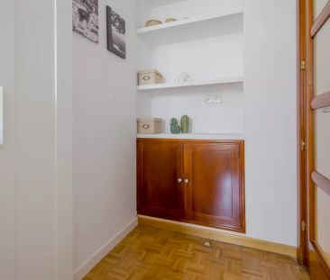 Room in a shared 7-bedroom apartment for rent in Valverde. - Photo 4