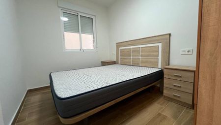 Beautiful modern apartment for rent in Torrevieja - Photo 3