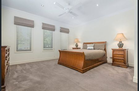 Thinking of selling? Contact our agent - Photo 3