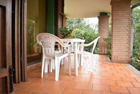 Villa unifamiliare, buono stato, 200 m², Domus De Maria - Photo 2