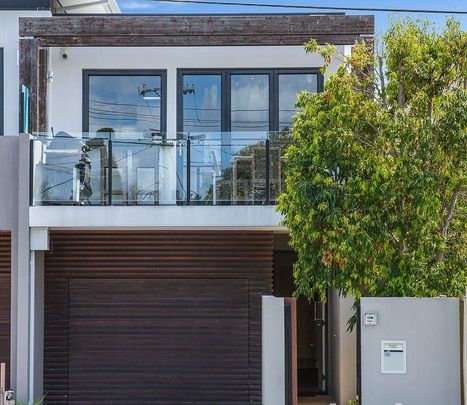 155C Male Street, Brighton - Photo 1