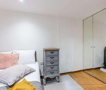 Kempsford Gardens, Earls Court, SW5 - Photo 6