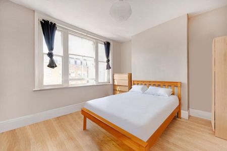 4 bedroom flat to rent - Photo 5