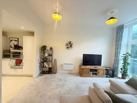 2 bedroom flat to rent - Photo 3