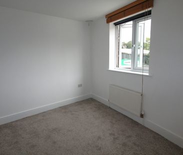 Flat to rent on - Photo 4