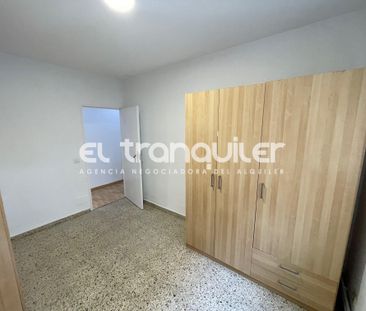 Piso de alquiler en Calle Sevilla, Centro - Photo 1