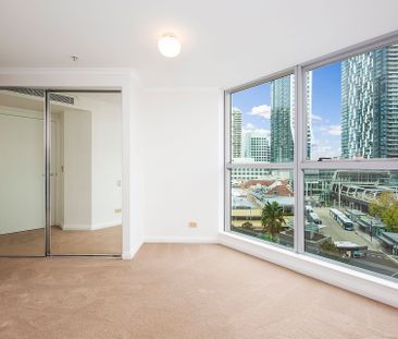 Modern Apartment in the Heart of Chatswood ** Available 02/12/25 ** - Photo 2