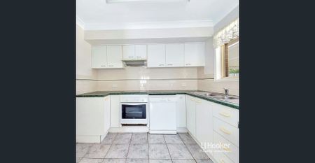 QUALITY 4 BEDROOM FAMILY HOME | SIDE ACCESS | QUIET CUL-DE-SAC! - Photo 5