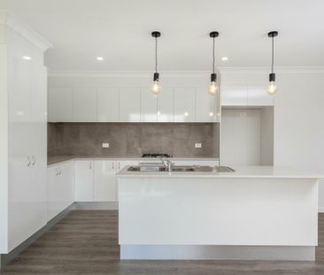 Distinguished Townhouse in a Gated Complex - Photo 2