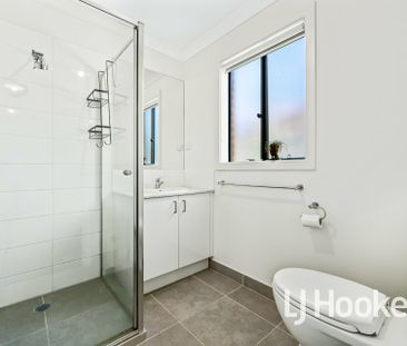 Quiet Location! 6 Month Lease Only - Photo 5