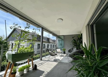 LICHTDURCHFLUTET, WINTERGARTENBALKON, NATURNAH - Foto 4