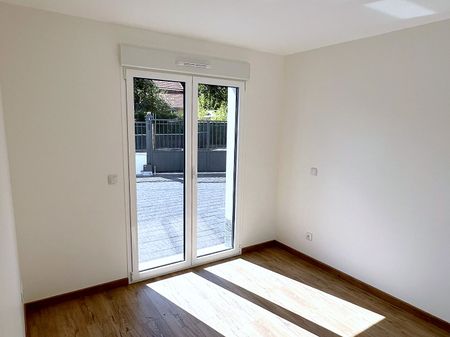 Location Appartement 3 pièces 70m² - Photo 3