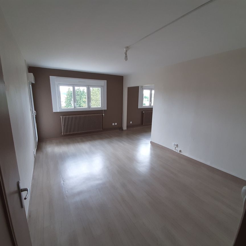 Location - Appartement T4 - 75 m² - Maîche - Photo 1