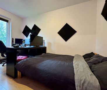 Lichtrijk appartement met garage en tuin in Hoeilaart - Photo 1