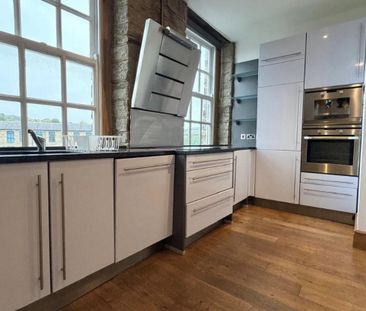 2 bedroom Flat To Let - Photo 5