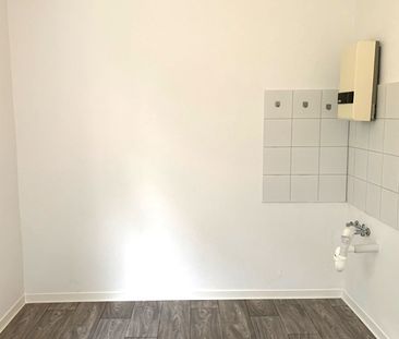 Einzimmerwohnung mit Balkon ab sofort frei - Foto 1
