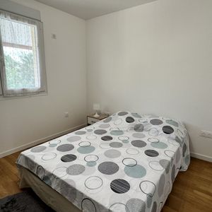 Location Maison 1 pièce 9m² CHOISY LE ROI 94600 - Photo 2