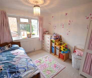 2 bedroom House in Juniper, Bracknell - Photo 3
