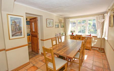 3 bedroom detached house to rent - Photo 2