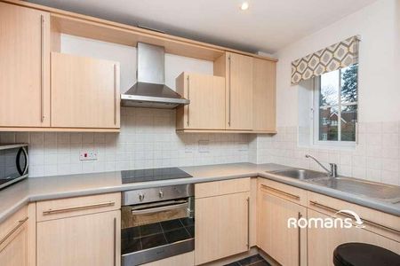 St. Catherines Wood, Park Road, Camberley, GU15 - Photo 3