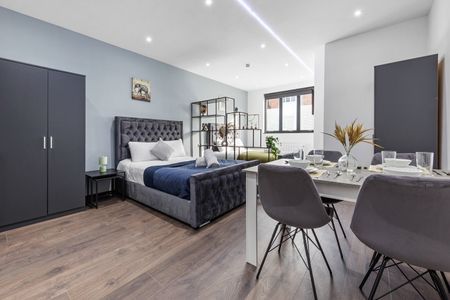 Studio Flat, Woodstock Road, NW11 - Photo 4