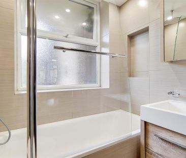 St John’s Wood Park, London NW8 - Photo 6